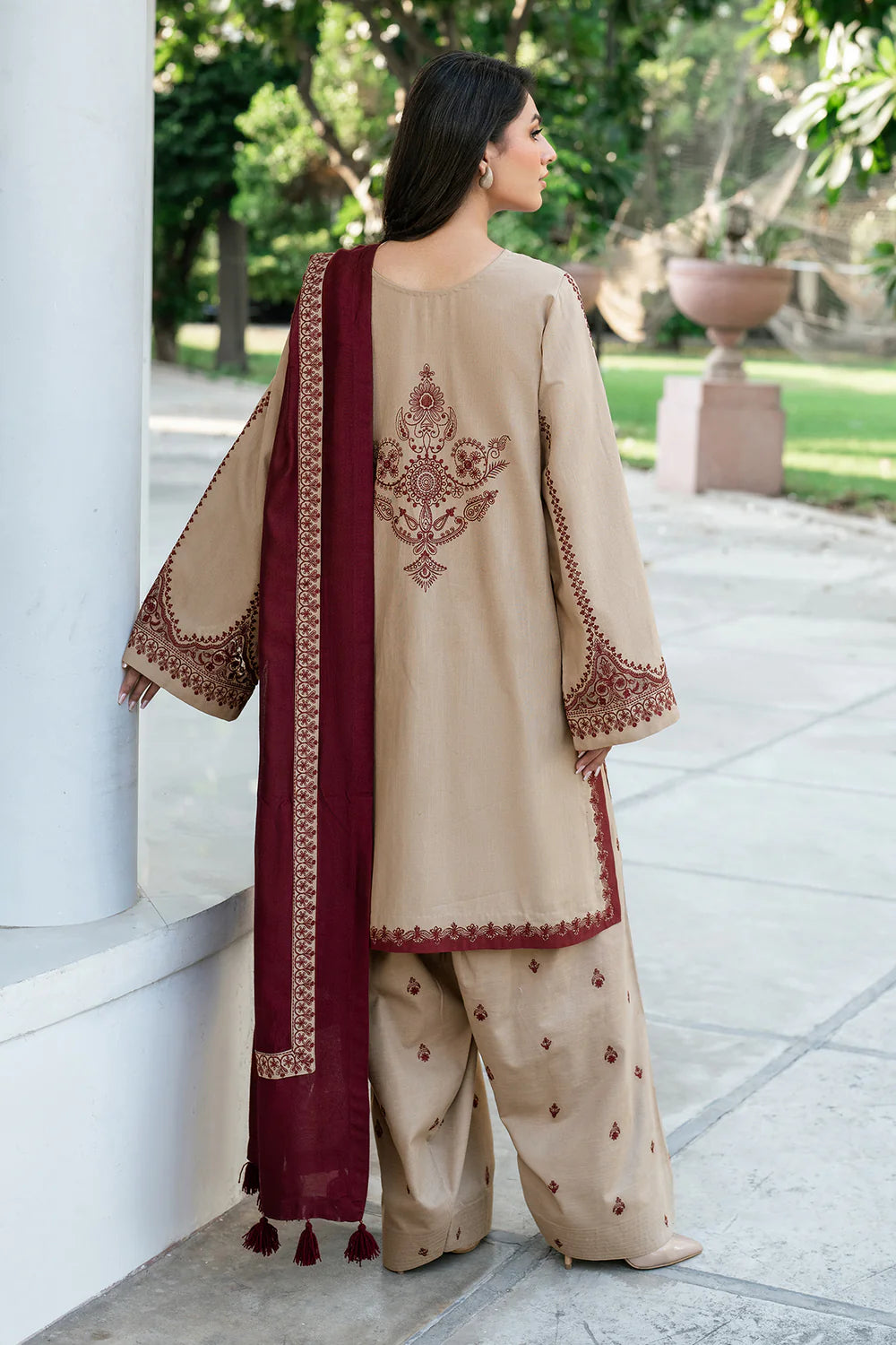 HOORE- 3PC DHANAK EMBROIDERED SHIRT WITH DHANAK EMBROIDERED SHAWL AND TROUSER - HZG1370