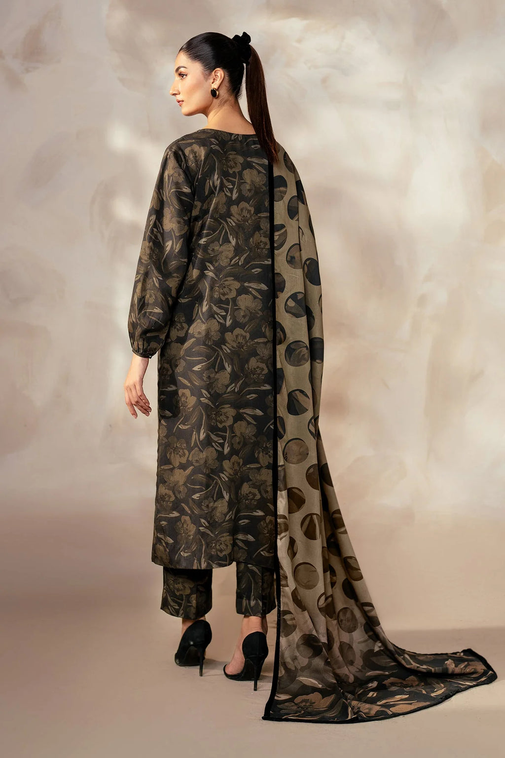 Baroque Swiss Khaddar Digital Print 3-Piece Stitched Dress With Neck,Bottom And Trouser Patches – Vol. 255