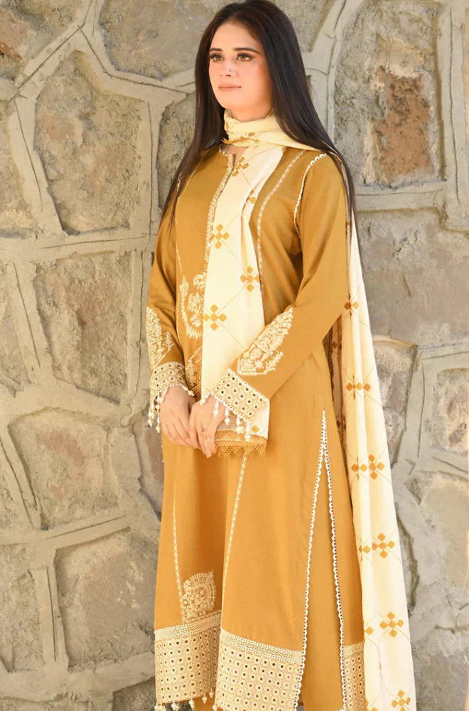 HOORE - Winter 3PC Dhanak Embroidered Suit - SS0455